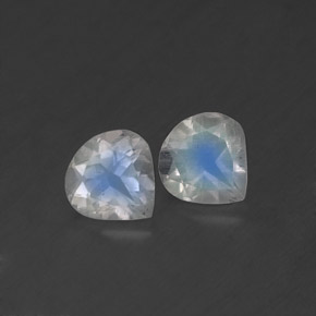 Achetez naturel ct blanc pierre de lune arc-en-ciel gems, en forme de poire, en provenance inde chez gemselect. en stock, livraison internationale!