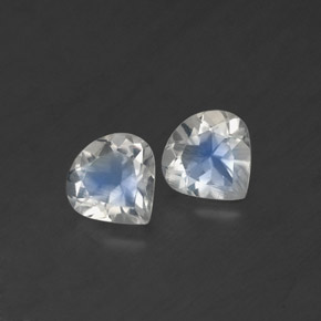 Achetez naturel ct blanc pierre de lune arc-en-ciel gems, en forme de poire, en provenance inde chez gemselect. en stock, livraison internationale!