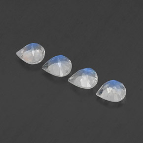Achetez naturel 1,49ct blanc pierre de lune arc-en-ciel gems, en forme de poire, en provenance inde chez gemselect. en stock, livraison internationale!