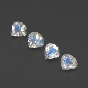 Achetez naturel 1,37ct blanc pierre de lune arc-en-ciel gems, en forme de poire, en provenance inde chez gemselect. en stock, livraison internationale!