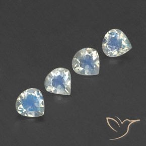 Shop natural 1.36ct Blanc bleuâtre Pierre de lune arc-en-ciel gems, En forme de poire, from Inde at GemSelect. In stock, global shipping!