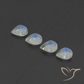 Shop natural 1.33ct Blanc bleuâtre Pierre de lune arc-en-ciel gems, En forme de poire, from Inde at GemSelect. In stock, global shipping!