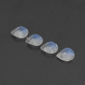 Achetez naturel 1,49ct blanc pierre de lune arc-en-ciel gems, en forme de poire, en provenance inde chez gemselect. en stock, livraison internationale!