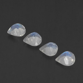 Achetez naturel 1,35ct blanc pierre de lune arc-en-ciel gems, en forme de poire, en provenance inde chez gemselect. en stock, livraison internationale!