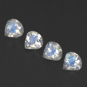 Achetez naturel 1,52ct blanc pierre de lune arc-en-ciel gems, en forme de poire, en provenance inde chez gemselect. en stock, livraison internationale!