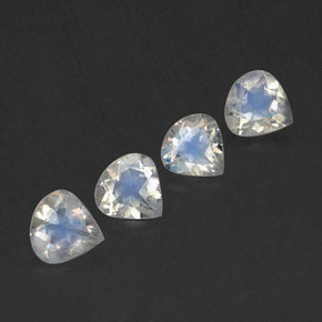 Achetez naturel 1,35ct blanc pierre de lune arc-en-ciel gems, en forme de poire, en provenance inde chez gemselect. en stock, livraison internationale!