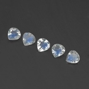 Achetez naturel 1,17ct blanc pierre de lune arc-en-ciel gems, en forme de poire, en provenance inde chez gemselect. en stock, livraison internationale!
