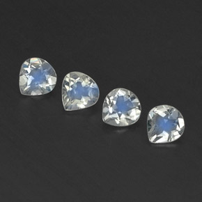 Achetez naturel 1,24ct blanc pierre de lune arc-en-ciel gems, en forme de poire, en provenance inde chez gemselect. en stock, livraison internationale!