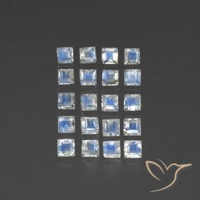Shop natural 3.10ct Blanc bleuâtre Pierre de lune arc-en-ciel gems, Carré, from Inde at GemSelect. In stock, global shipping!