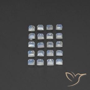 Shop natural 2.56ct Blanc bleuâtre Pierre de lune arc-en-ciel gems, Carré, from Inde at GemSelect. In stock, global shipping!