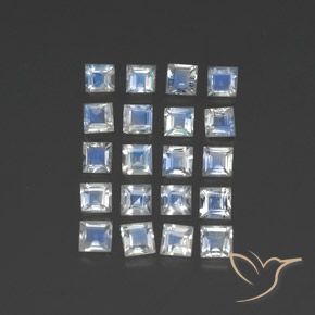 Shop natural 2.64ct Blanc bleuâtre Pierre de lune arc-en-ciel gems, Carré, from Inde at GemSelect. In stock, global shipping!