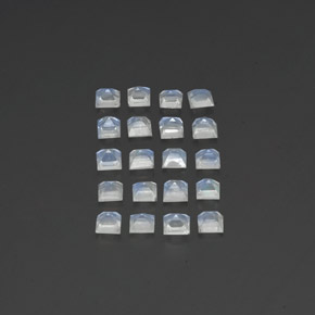 Achetez naturel 2,88ct blanc pierre de lune arc-en-ciel gems, carré, en provenance inde chez gemselect. en stock, livraison internationale!