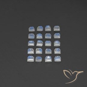 Shop natural 3.06ct Blanc bleuâtre Pierre de lune arc-en-ciel gems, Carré, from Inde at GemSelect. In stock, global shipping!