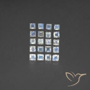 3.44ctw Naturel Blanc bleuâtre Pierre de lune arc-en-ciel, Carré, Transparent