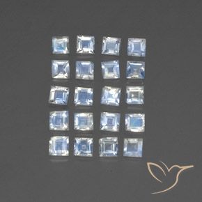 Shop natural 2.39ct Blanc bleuâtre Pierre de lune arc-en-ciel gems, Carré, from Inde at GemSelect. In stock, global shipping!