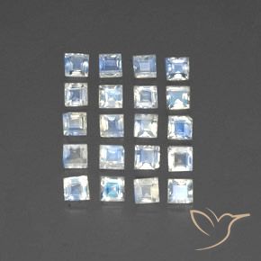Shop natural 3.16ct Blanc bleuâtre Pierre de lune arc-en-ciel gems, Carré, from Inde at GemSelect. In stock, global shipping!