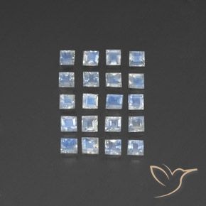 Shop natural 3.57ct Blanc bleuâtre Pierre de lune arc-en-ciel gems, Carré, from Inde at GemSelect. In stock, global shipping!