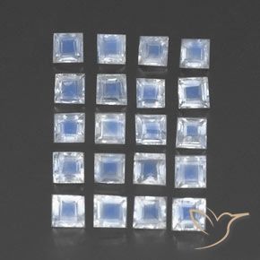 Shop natural 3.09ct Blanc bleuâtre Pierre de lune arc-en-ciel gems, Carré, from Inde at GemSelect. In stock, global shipping!
