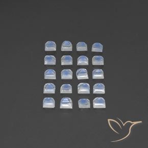 Shop natural 3.09ct Blanc bleuâtre Pierre de lune arc-en-ciel gems, Carré, from Inde at GemSelect. In stock, global shipping!