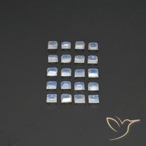 Shop natural 2.15ct Blanc bleuâtre Pierre de lune arc-en-ciel gems, Carré, from Inde at GemSelect. In stock, global shipping!