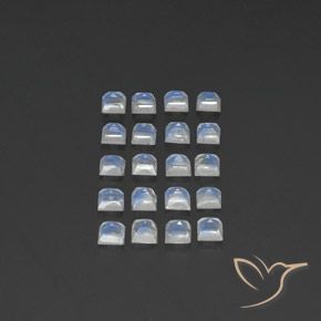 Shop natural 3.34ct Blanc bleuâtre Pierre de lune arc-en-ciel gems, Carré, from Inde at GemSelect. In stock, global shipping!