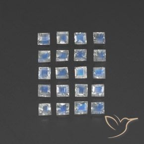 Shop natural 3.45ct Blanc bleuâtre Pierre de lune arc-en-ciel gems, Carré, from Inde at GemSelect. In stock, global shipping!