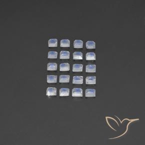 Shop natural 3.42ct Blanc bleuâtre Pierre de lune arc-en-ciel gems, Carré, from Inde at GemSelect. In stock, global shipping!