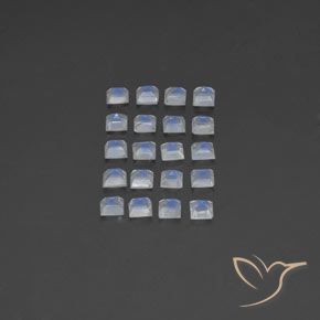 Shop natural 2.49ct Blanc bleuâtre Pierre de lune arc-en-ciel gems, Carré, from Inde at GemSelect. In stock, global shipping!