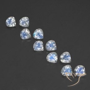 Shop natural 3.48ct Blanc bleuâtre Pierre de lune arc-en-ciel gems, En forme de poire, from Inde at GemSelect. In stock, global shipping!