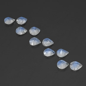 Achetez naturel 3,61ct blanc pierre de lune arc-en-ciel gems, en forme de poire, en provenance inde chez gemselect. en stock, livraison internationale!