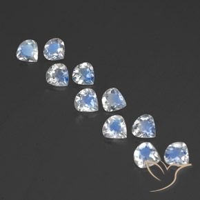 Shop natural 2.85ct Blanc bleuâtre Pierre de lune arc-en-ciel gems, En forme de poire, from Inde at GemSelect. In stock, global shipping!