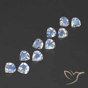 Shop natural 2.85ct Blanc bleuâtre Pierre de lune arc-en-ciel gems, En forme de poire, from Inde at GemSelect. In stock, global shipping!