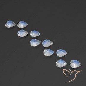 Shop natural 2.85ct Blanc bleuâtre Pierre de lune arc-en-ciel gems, En forme de poire, from Inde at GemSelect. In stock, global shipping!
