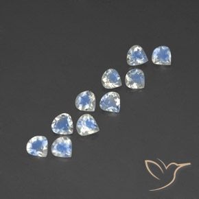 Shop natural 3.18ct Blanc bleuâtre Pierre de lune arc-en-ciel gems, En forme de poire, from Inde at GemSelect. In stock, global shipping!
