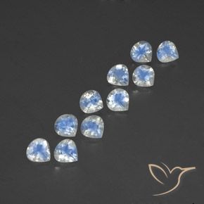 Shop natural 4.05ct Blanc bleuâtre Pierre de lune arc-en-ciel gems, En forme de poire, from Inde at GemSelect. In stock, global shipping!