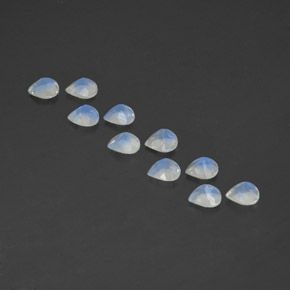 Achetez naturel ct blanc pierre de lune arc-en-ciel gems, en forme de poire, en provenance inde chez gemselect. en stock, livraison internationale!