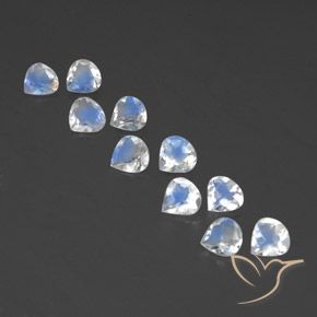 Shop natural 3.13ct Blanc bleuâtre Pierre de lune arc-en-ciel gems, En forme de poire, from Inde at GemSelect. In stock, global shipping!