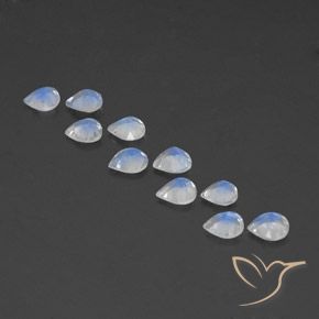 Shop natural 3.13ct Blanc bleuâtre Pierre de lune arc-en-ciel gems, En forme de poire, from Inde at GemSelect. In stock, global shipping!