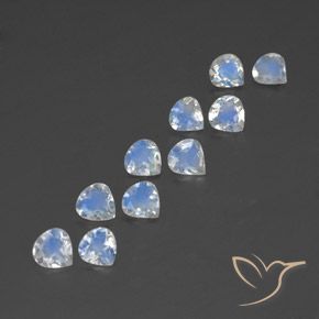 Shop natural 3.16ct Blanc bleuâtre Pierre de lune arc-en-ciel gems, En forme de poire, from Inde at GemSelect. In stock, global shipping!