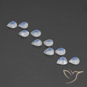 Shop natural 3.18ct Blanc bleuâtre Pierre de lune arc-en-ciel gems, En forme de poire, from Inde at GemSelect. In stock, global shipping!