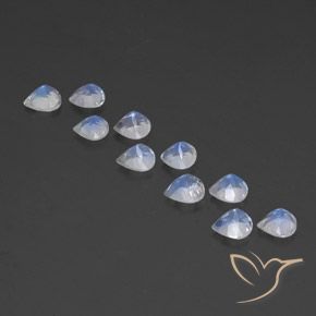 Shop natural 3.78ct Blanc bleuâtre Pierre de lune arc-en-ciel gems, En forme de poire, from Inde at GemSelect. In stock, global shipping!