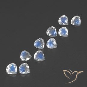 Shop natural 2.82ct Blanc bleuâtre Pierre de lune arc-en-ciel gems, En forme de poire, from Inde at GemSelect. In stock, global shipping!