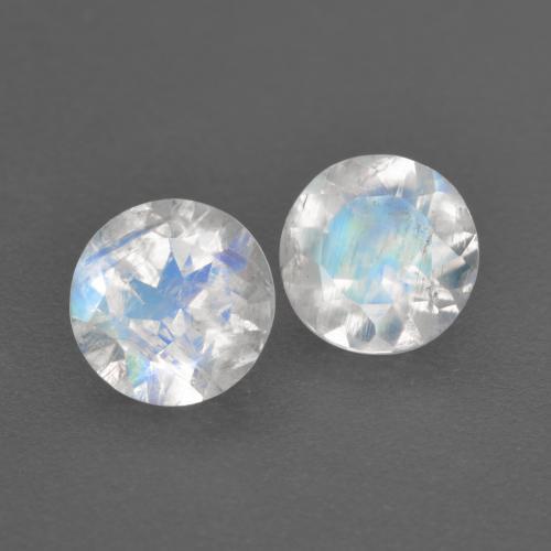 Achetez naturel 1,39ct blanc pierre de lune arc-en-ciel gems, coupe roude, en provenance inde chez gemselect. en stock, livraison internationale!