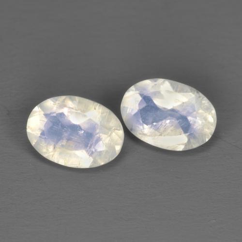 Achetez naturel 1,43ct blanc pierre de lune arc-en-ciel gems, coupe ovale, en provenance inde chez gemselect. en stock, livraison internationale!