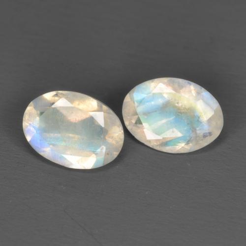 Achetez naturel 1,40ct blanc pierre de lune arc-en-ciel gems, coupe ovale, en provenance inde chez gemselect. en stock, livraison internationale!
