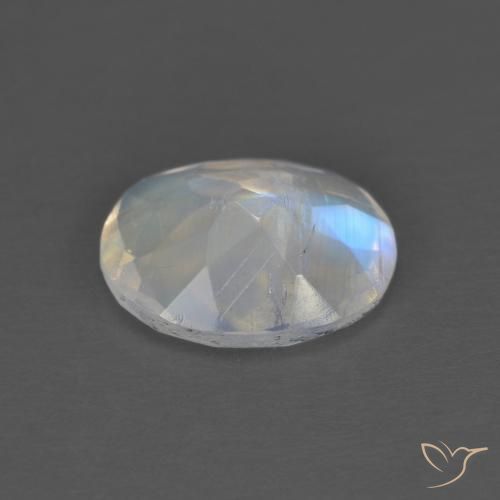 Pierre de lune arc-en-ciel Blanc bleuâtre naturelle ovale, 1.36 ct, Transparent