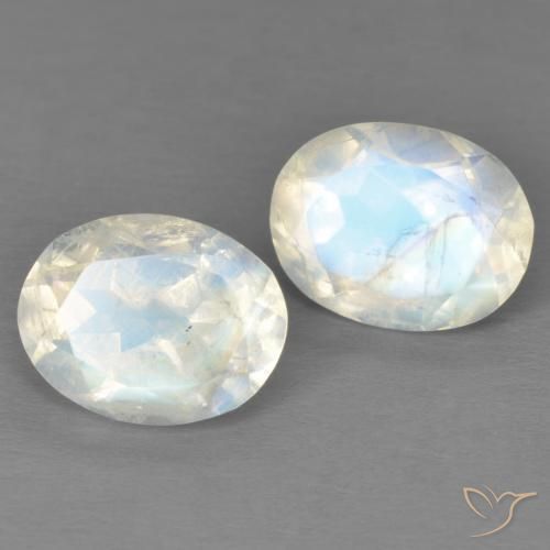 3.96ctw Naturel Blanc bleuâtre Pierre de lune arc-en-ciel, ovale, Transparent