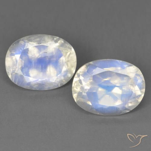 3.87ctw Naturel Blanc bleuâtre Pierre de lune arc-en-ciel, ovale, Transparent