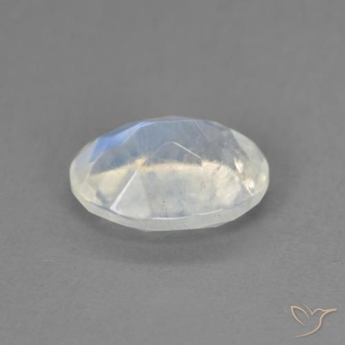 Pierre de lune arc-en-ciel Blanc bleuâtre naturelle ovale, 1.60 ct, Transparent