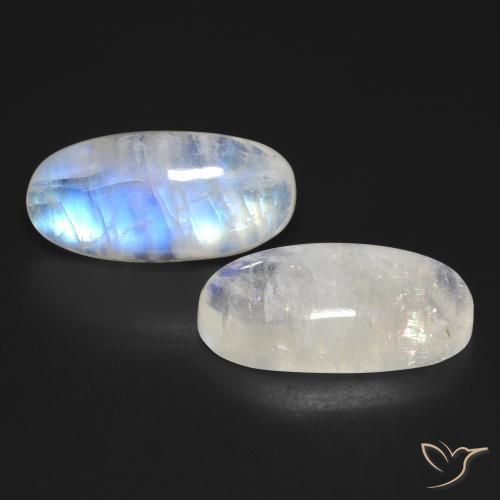 Shop natural 25.93ct Blanc bleuâtre Pierre de lune arc-en-ciel gems, ovale, from États Unis at GemSelect. In stock, global shipping!